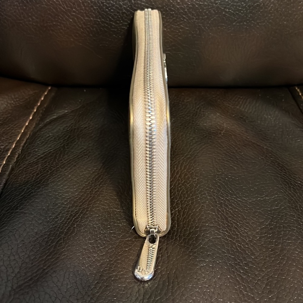 Christian dior metallic gold logo monogram CD long zip continental wallet clutch - Picture 6 of 8